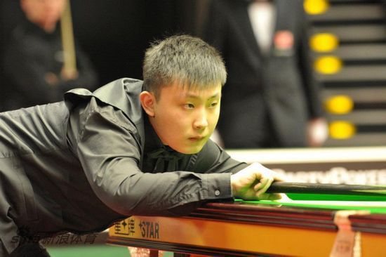 一位在高压 一位在高压